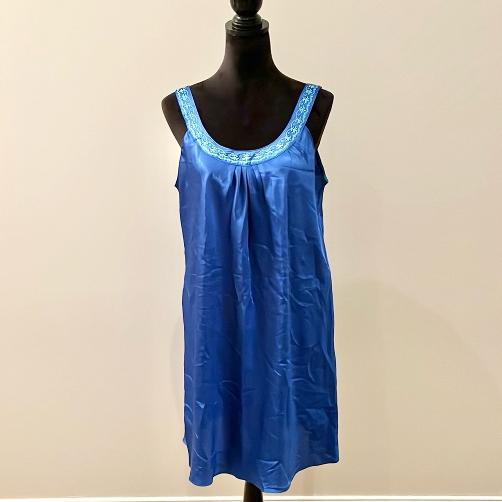 Morgan Taylor Intimates Blue Slip